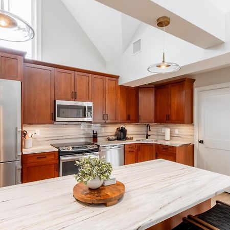 The Newport Lofts - 543 Thames Street Apartment Екстериор снимка