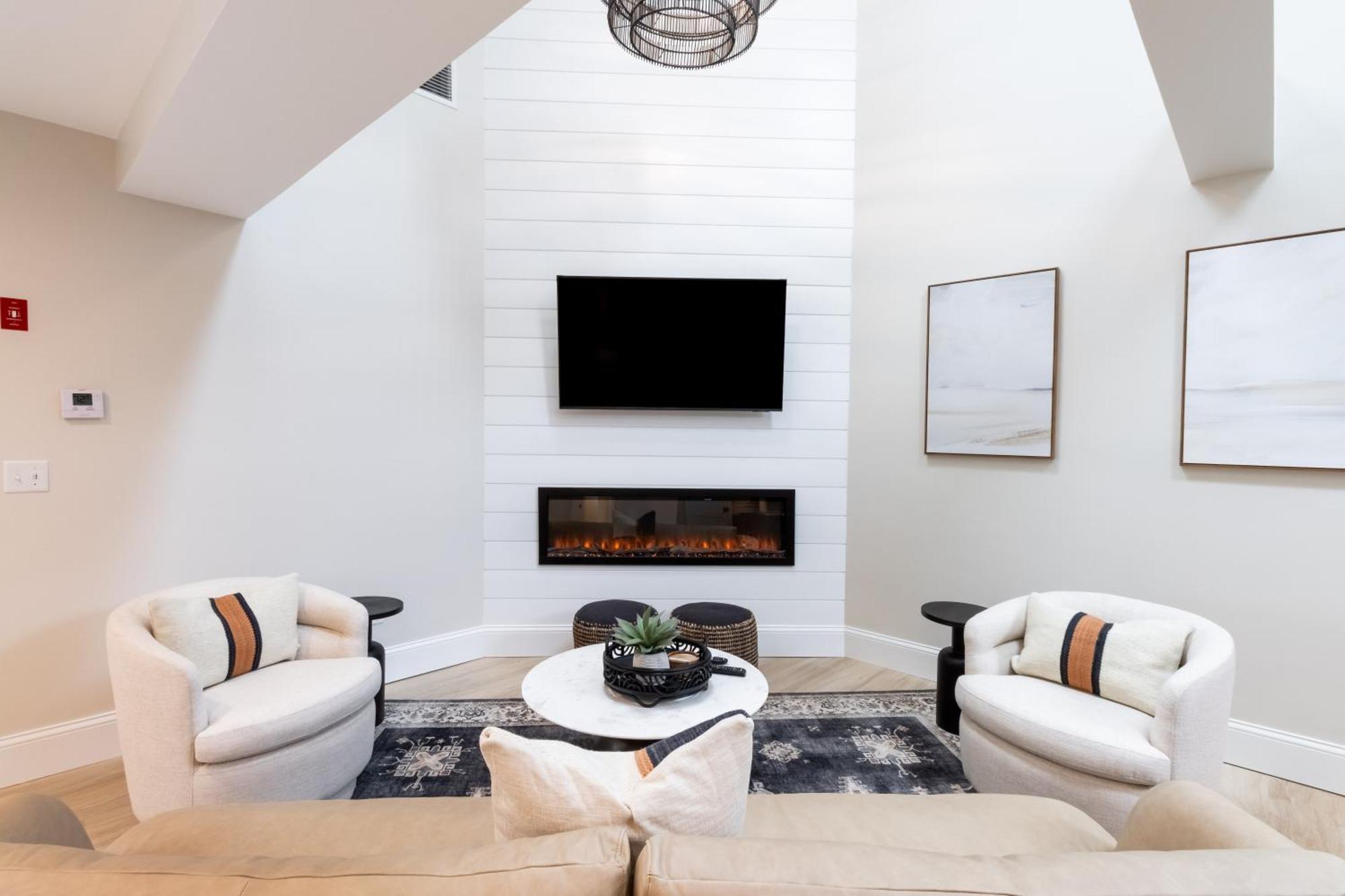 The Newport Lofts - 543 Thames Street Apartment Екстериор снимка